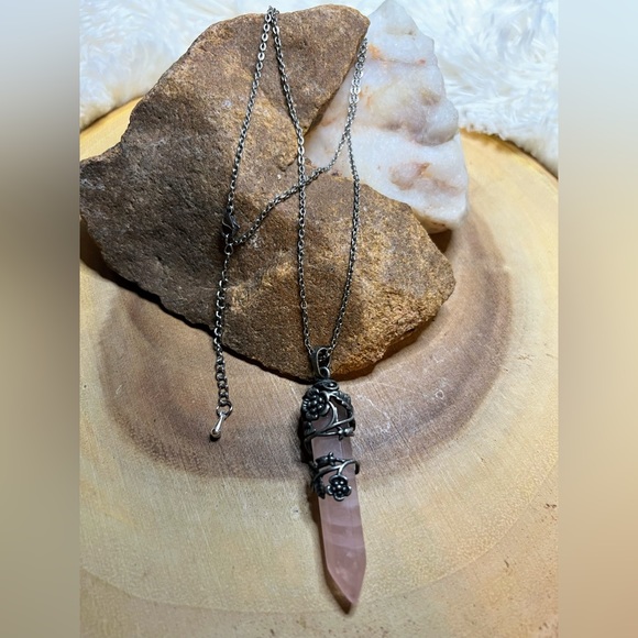 Rose quartz crystal point necklace with pewter cap wrap. - Picture 1 of 5